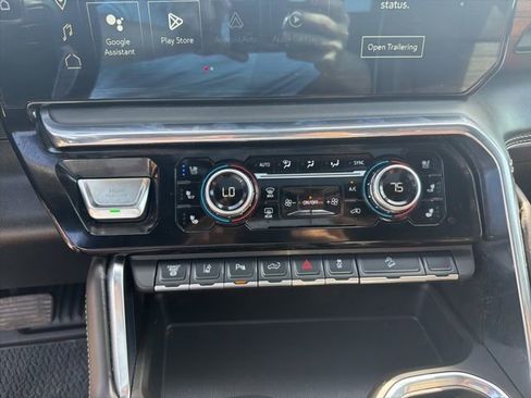 Used 2025 GMC Sierra 2500 Denali Ultimate w/ Max Trailering Package image 9