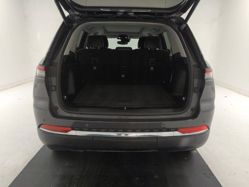 Used 2023 Jeep Grand Cherokee 4WD 4xe image 29