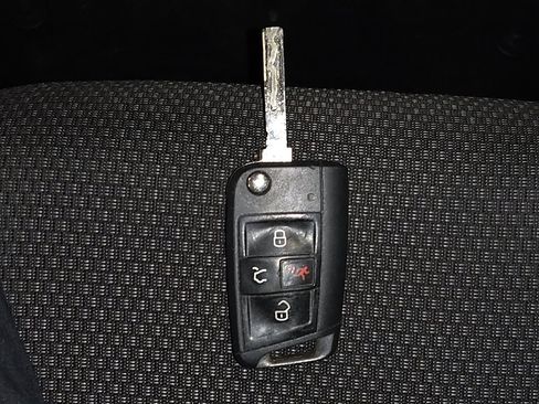 Used 2019 Volkswagen Jetta S w/ Driver Assistance Package image 32