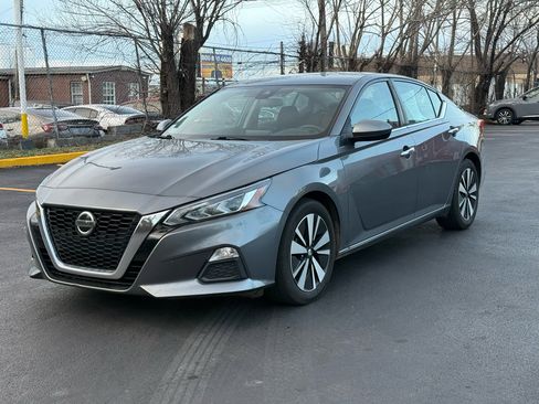 Used 2021 Nissan Altima 2.5 SV image 4