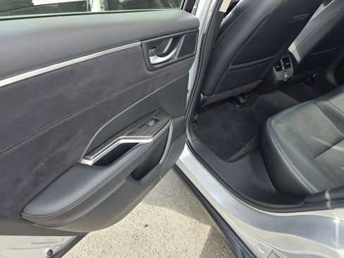 Used 2021 Honda Clarity Touring image 16