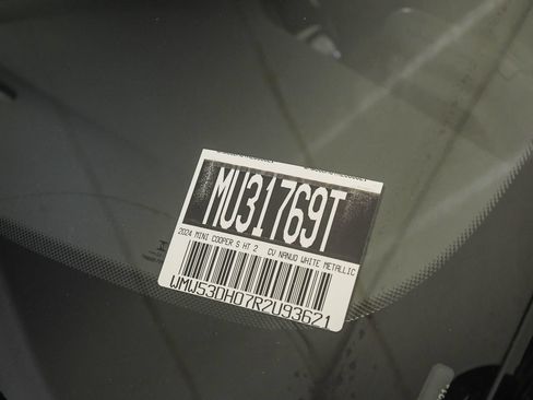 Certified 2024 MINI Cooper S FWD image 27