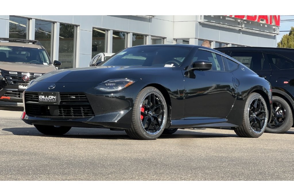 New 2027 Nissan Z Performance RWD image 4