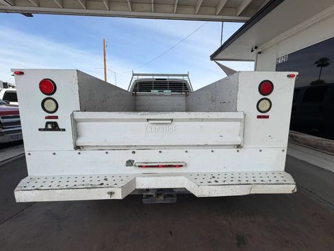 Used 2016 Ford F450 XL w/ Power Equipment Group image 9