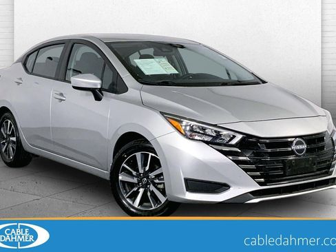 Used 2025 Nissan Versa SV w/ Trunk Package FWD image 1