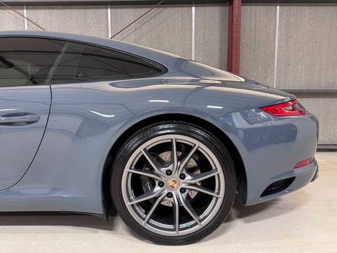 Used 2017 Porsche 911 Carrera RWD image 11