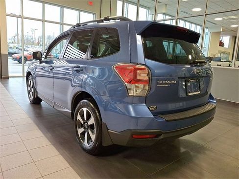Used 2018 Subaru Forester 2.5i Premium w/ All-Weather Package image 4