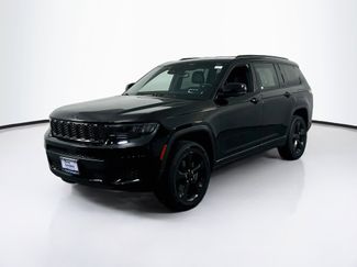 Used 2023 Jeep Grand Cherokee L Laredo AWD/4WD video 1