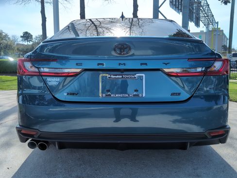 Used 2026 Toyota Camry SE w/ Convenience Package image 9