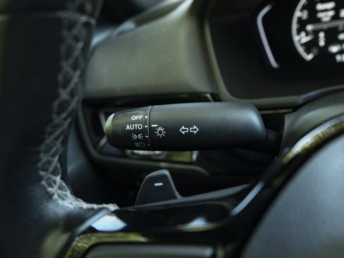 Used 2023 Honda Civic Sport image 23