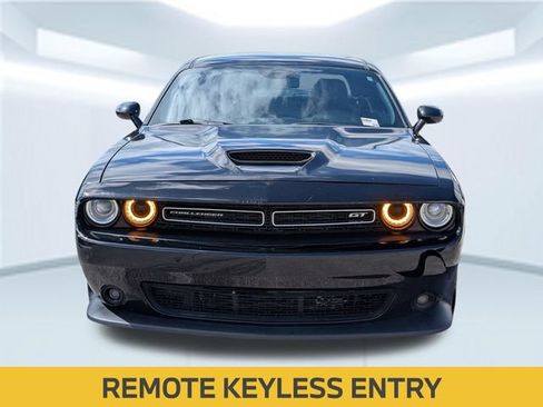 Used 2019 Dodge Challenger GT RWD image 10