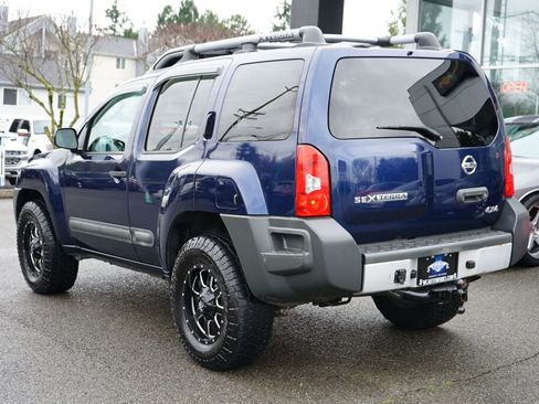 Used 2010 Nissan Xterra X image 3