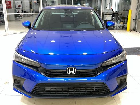 Certified 2023 Honda Civic EX image 3
