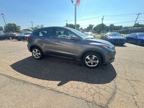 Used 2019 Honda HR-V LX image 24