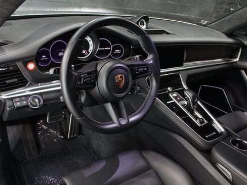 Used 2022 Porsche Panamera GTS AWD/4WD image 38