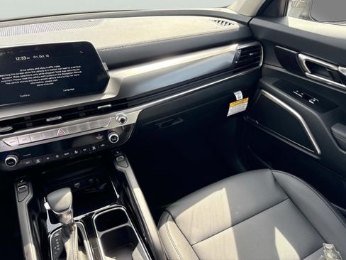 New 2025 Kia Telluride S image 21