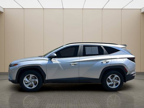 Certified 2022 Hyundai Tucson SEL AWD/4WD image 2