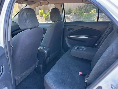 Used 2010 Toyota Yaris Sedan image 16