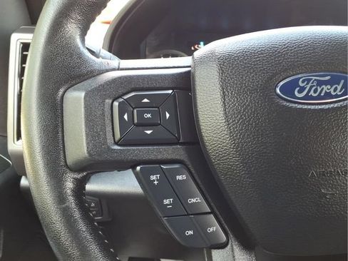 Used 2019 Ford F150 XLT w/ Equipment Group 302A Luxury AWD/4WD image 14