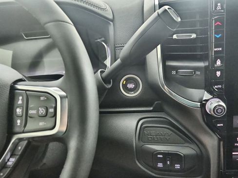 New 2026 RAM 3500 Laramie AWD/4WD image 19