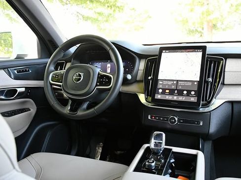 Used 2026 Volvo XC90 B6 Plus AWD/4WD image 18