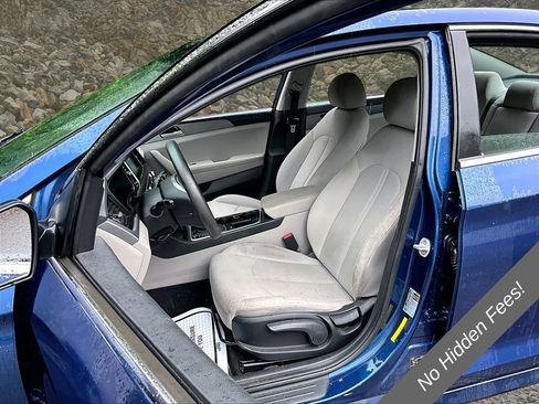 Used 2018 Hyundai Sonata SE FWD image 15