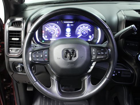 Used 2024 RAM 3500 Limited AWD/4WD image 17