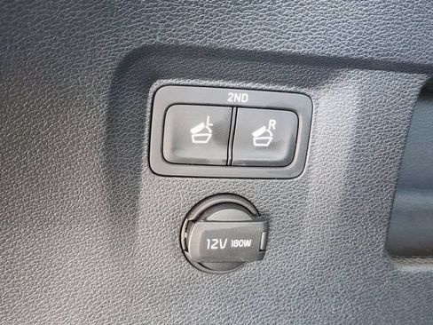 Certified 2024 Kia Telluride EX w/ EX Captain's Chair Package FWD image 15