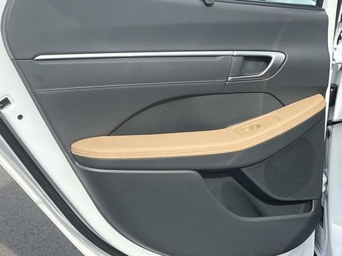 New 2026 Hyundai Sonata Limited FWD image 20