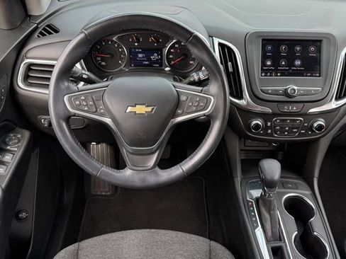 Used 2022 Chevrolet Equinox LT image 12