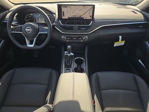 New 2025 Nissan Altima 2.5 SL FWD image 14