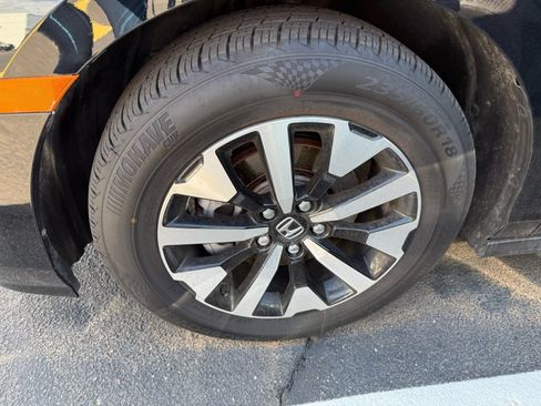 Used 2025 Honda Odyssey EX-L image 7