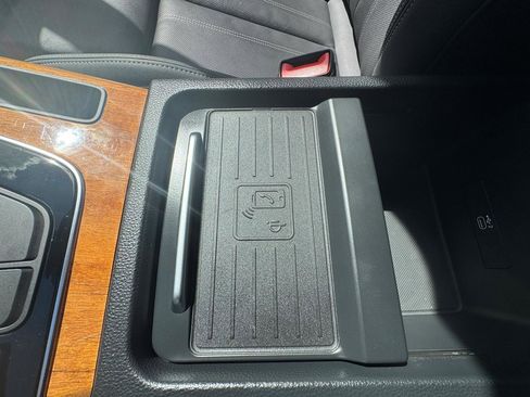 Used 2021 Audi Q5 e Premium Plus w/ Premium Plus Package image 39