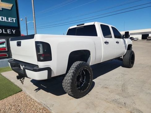 Used 2008 Chevrolet Silverado 2500 LT w/ 2LT Convenience Package RWD image 4