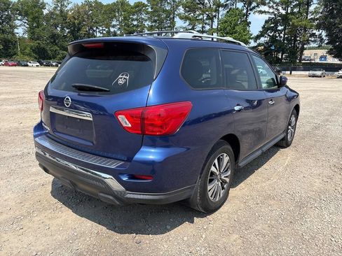 Used 2017 Nissan Pathfinder S FWD image 6