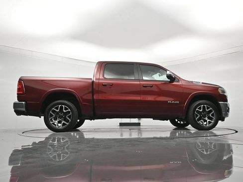 Used 2025 RAM 1500 Laramie AWD/4WD image 39