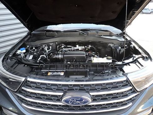 Certified 2023 Ford Explorer XLT w/ Equipment Group 202A AWD/4WD image 16