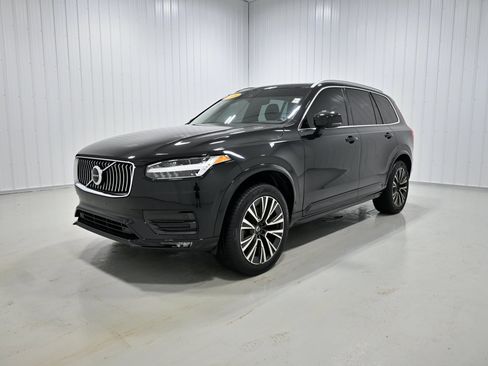 Used 2020 Volvo XC90 T5 Momentum w/ Protection Package Premier AWD/4WD image 23