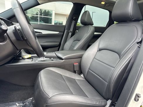 Used 2021 INFINITI QX50 Luxe w/ Cargo Package AWD/4WD image 9