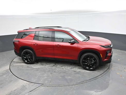 Used 2024 Chevrolet Traverse RS w/ LPO, Floor Liner Package AWD/4WD image 42