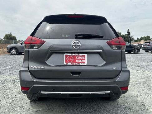 Used 2019 Nissan Rogue SL FWD image 8