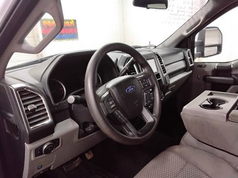 Used 2018 Ford F250 XLT AWD/4WD image 10