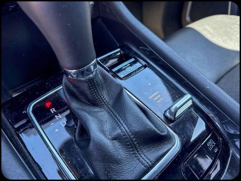 Used 2023 Jeep Compass Latitude w/ Convenience Group image 16