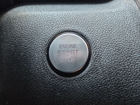 Used 2022 Kia Sorento S w/ Panoramic Sunroof Package AWD/4WD image 16