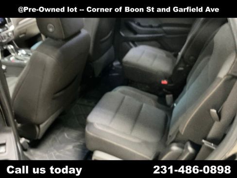 Used 2020 Chevrolet Traverse LT w/ Driver Confidence II Package AWD/4WD image 25