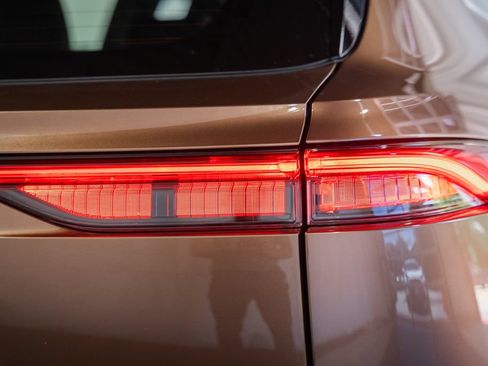 New 2026 Toyota Crown Signia AWD/4WD image 6