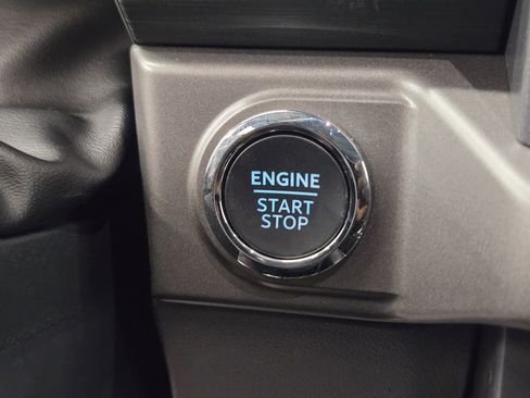 New 2025 Ford F150 XLT w/ Equipment Group 302A MID image 31