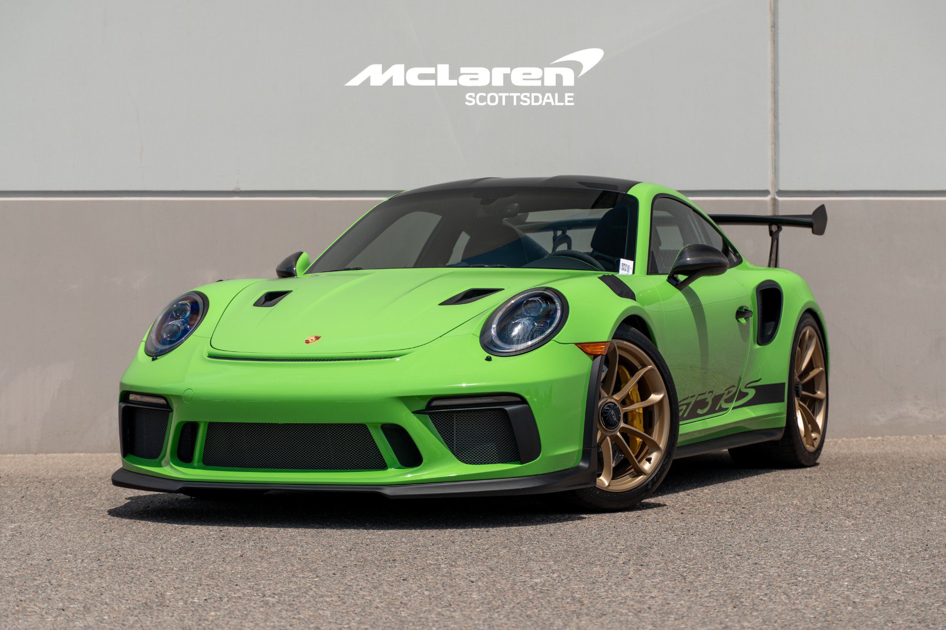 Used 2019 Porsche 911 GT3 RS w/ Weissach Package RWD image 2