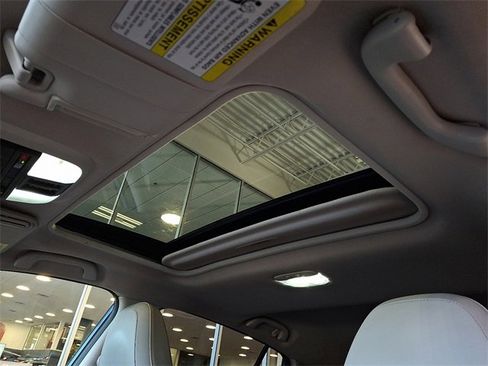 Certified 2021 Subaru Crosstrek 2.5i Limited w/ Moonroof Package 2 image 14