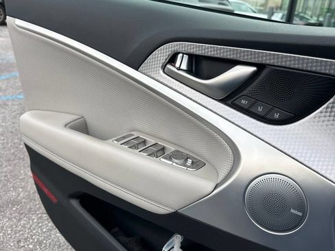 Used 2023 Genesis G70 2.0T w/ Sport Prestige Package RWD image 8